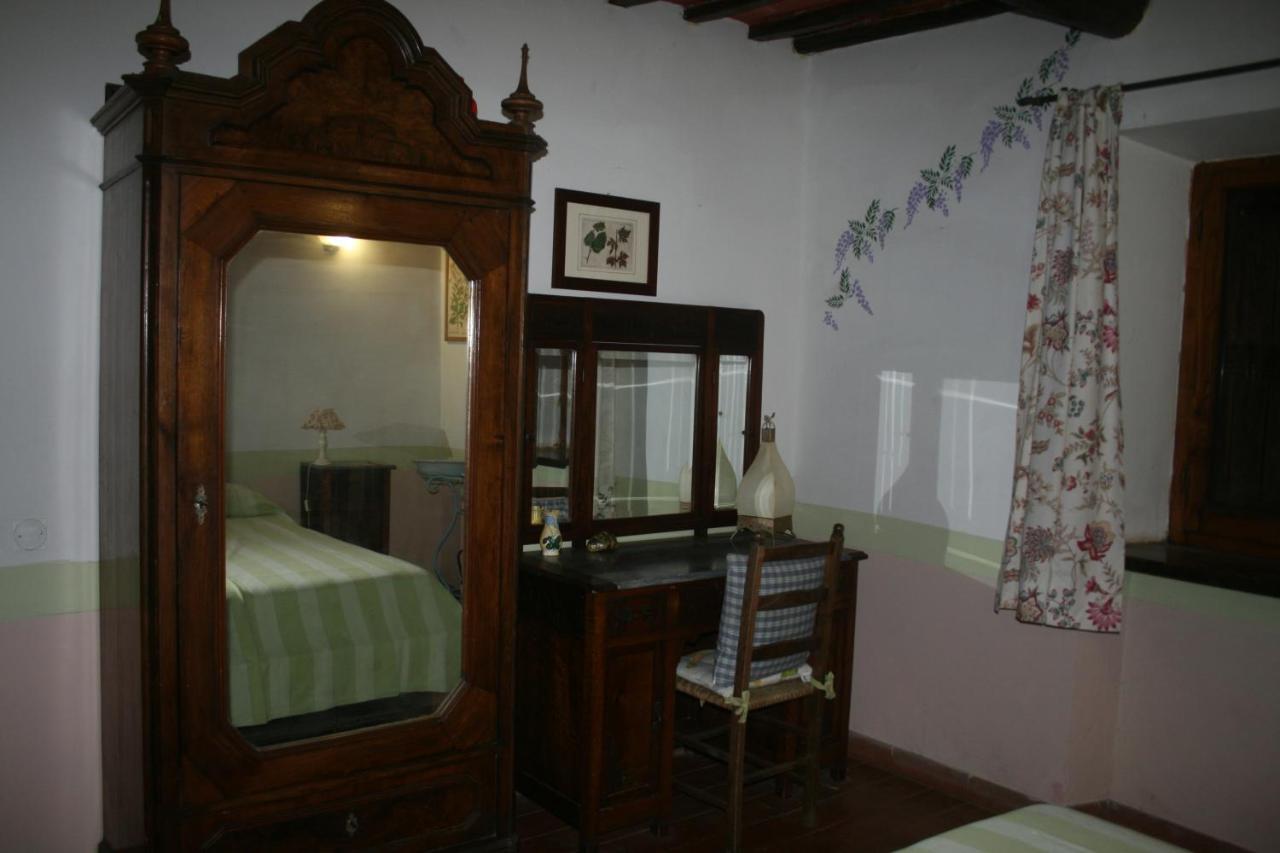 B & B I Melograni Porano Kültér fotó